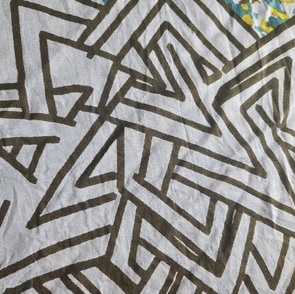 BCBG generation cotton Scarf - Picture 5 of 7